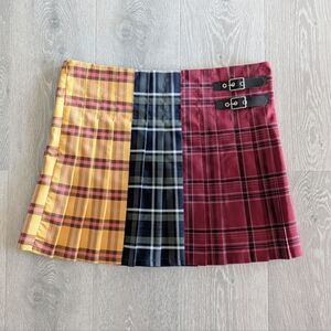 No Boundaries Pleated Plaid Skirt With Double Belt Detail